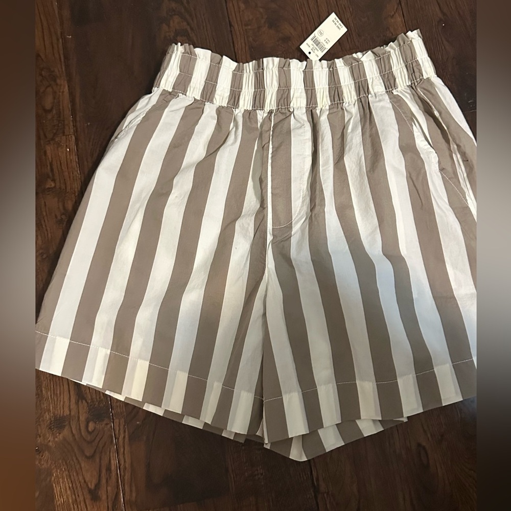 Cotton Aerie High Waist Striped Shorts in Tan and White